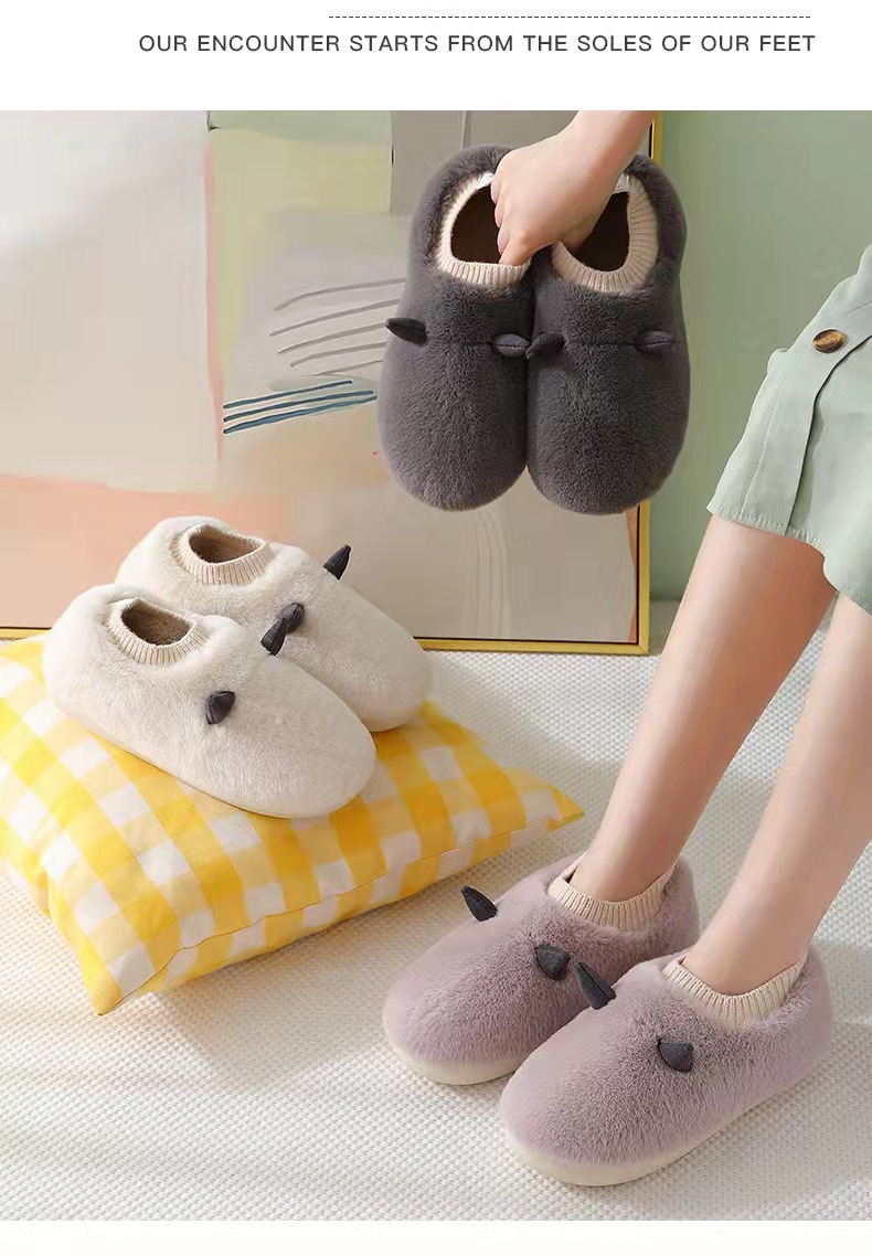 Cute Couple Cotton Slippers Winter Women Bag Heel Plush Warm Slugged Bottom Household Men's Cotton-Padded Shoes Toe Cap Cute Couple Cotton Slippers Winter Women Bag Heel Plush Warm Slugged Bottom Household Men's Cotton-Padded Shoes Toe Cap