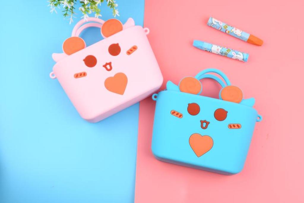 Cartoon Children's Silicone Satchel Epoxy Coin Purse Mobile Phone Bag Avocado Unicorn Donut Bag Children's Toys
