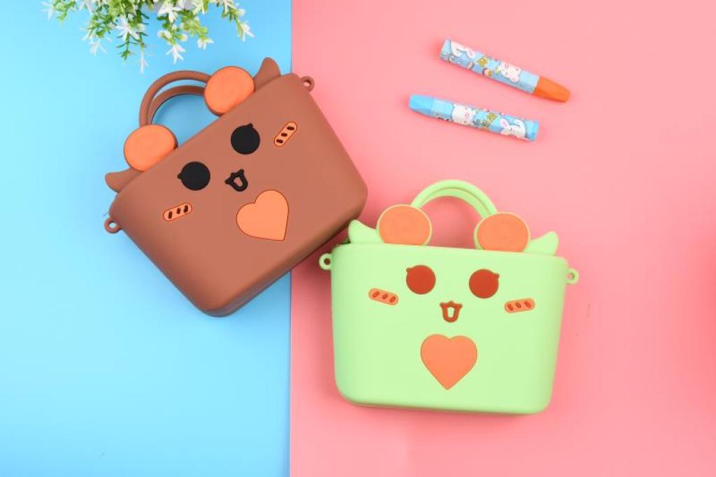 Cartoon Children's Silicone Satchel Epoxy Coin Purse Mobile Phone Bag Avocado Unicorn Donut Bag Children's Toys