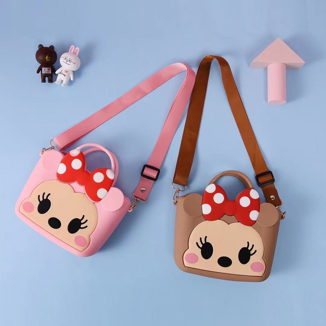 Cute Silicone Coin Purse Small Wallet Crossbody Card Holder with Zipper and Shoulder Strap