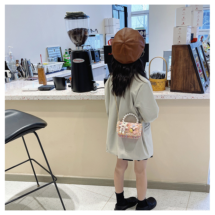New Princess Bag Cute Little Girl Pearl Hand Bag Cartoon Decorative Crossbody Bag Children Coin Purse Shoulder Bag New Princess Bag Cute Little Girl Pearl Hand Bag Cartoon Decorative Crossbody Bag Children Coin Purse Shoulder Bag