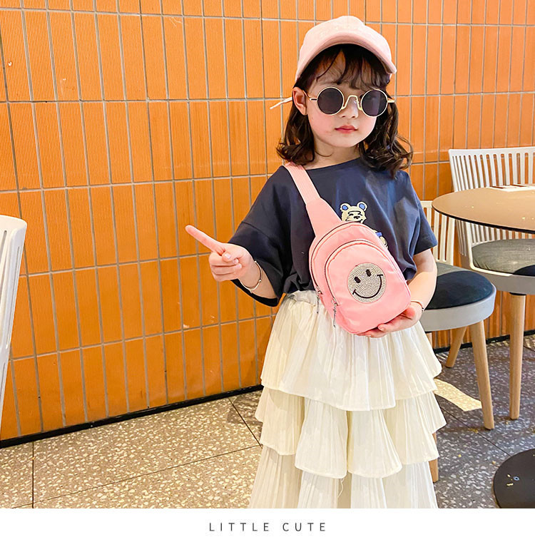 2021 Summer New Children's Bags Oxford Cloth Diamond Smiley Face Slanted Chest Bag Boys and Girls Fashion Shoulder Coin Purse 2021 Summer New Children's Bags Oxford Cloth Diamond Smiley Face Slanted Chest Bag Boys and Girls Fashion Shoulder Coin Purse