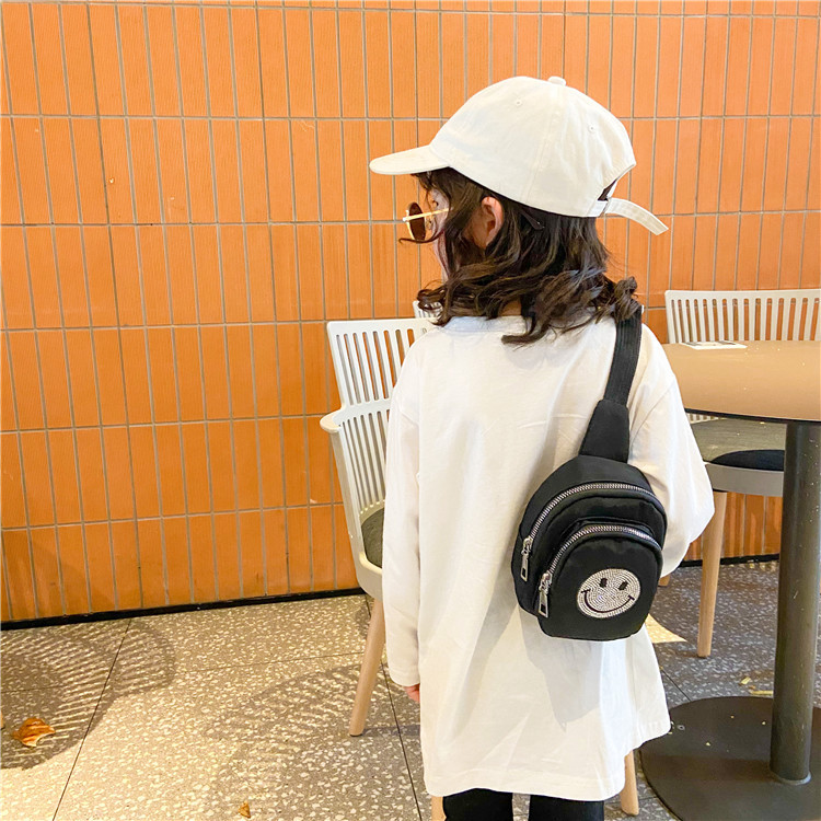 2021 Summer New Children's Bags Oxford Cloth Diamond Smiley Face Slanted Chest Bag Boys and Girls Fashion Shoulder Coin Purse 2021 Summer New Children's Bags Oxford Cloth Diamond Smiley Face Slanted Chest Bag Boys and Girls Fashion Shoulder Coin Purse