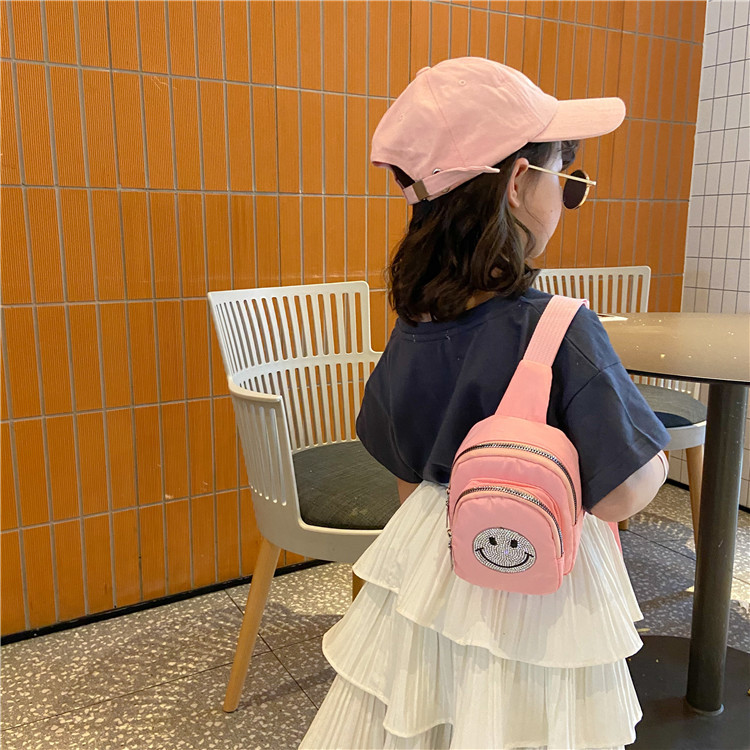 2021 Summer New Children's Bags Oxford Cloth Diamond Smiley Face Slanted Chest Bag Boys and Girls Fashion Shoulder Coin Purse 2021 Summer New Children's Bags Oxford Cloth Diamond Smiley Face Slanted Chest Bag Boys and Girls Fashion Shoulder Coin Purse