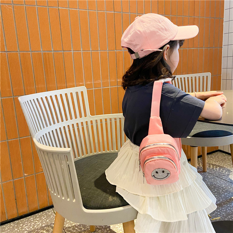 2021 Summer New Children's Bags Oxford Cloth Diamond Smiley Face Slanted Chest Bag Boys and Girls Fashion Shoulder Coin Purse 2021 Summer New Children's Bags Oxford Cloth Diamond Smiley Face Slanted Chest Bag Boys and Girls Fashion Shoulder Coin Purse