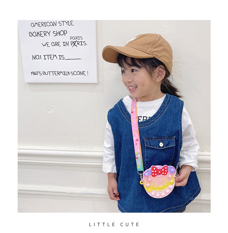 Korean Style Cute Cartoon Children's Silicone Bag Fashion Mickey Headwear Shoulder Bag Mini Baby Coin Purse Messenger Bag Korean Style Cute Cartoon Children's Silicone Bag Fashion Mickey Headwear Shoulder Bag Mini Baby Coin Purse Messenger Bag