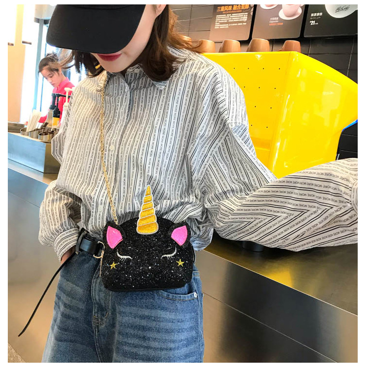 Cute Girl Chain Crossbody Bag New Cartoon Unicorn Chain Women's Bag Shoulder Bag Laser Women's Cosmetic Bag Cute Girl Chain Crossbody Bag New Cartoon Unicorn Chain Women's Bag Shoulder Bag Laser Women's Cosmetic Bag