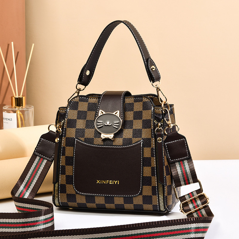 Bucket bag 2021 new fashion women&#039;s bag Korean version net red small bag portable one shoulder diagonal bag