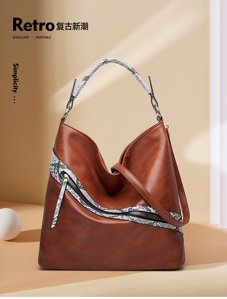 Foreign Trade 2021 Spring/Summer New Bucket Bag Snake Pattern Shoulder Bag Portable Big Bag European and American Fashion Women's Underarm Bag Foreign Trade 2021 Spring/Summer New Bucket Bag Snake Pattern Shoulder Bag Portable Big Bag European and American Fashion Women's Underarm Bag