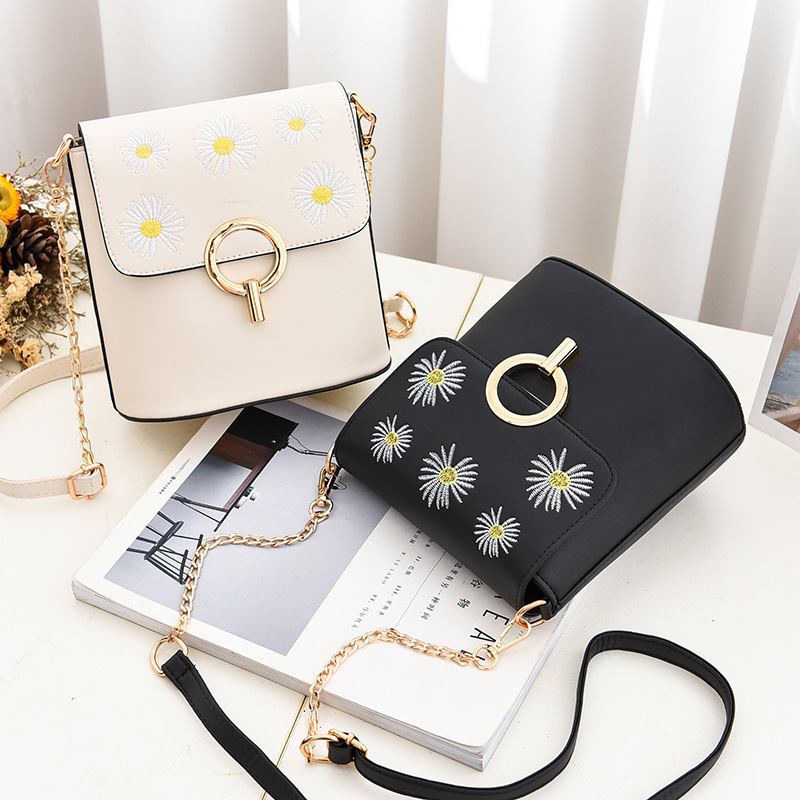 Simple Daisy Fresh Sweet Student Bag Women&#039;s Shoulder Bag Women&#039;s Cross Body Bucket Bag Stall Bag Supply