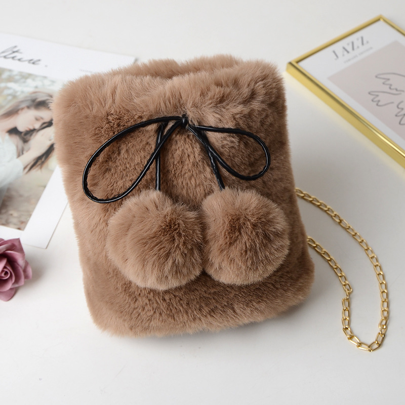 Express plush bucket bag ladies new one - shoulder tote bag in imitation fur Korean version bucket bag in autumn/winter new Express plush bucket bag ladies new one - shoulder tote bag in imitation fur Korean version bucket bag in autumn/winter new