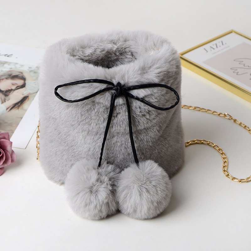 Express plush bucket bag ladies new one - shoulder tote bag in imitation fur Korean version bucket bag in autumn/winter new Express plush bucket bag ladies new one - shoulder tote bag in imitation fur Korean version bucket bag in autumn/winter new