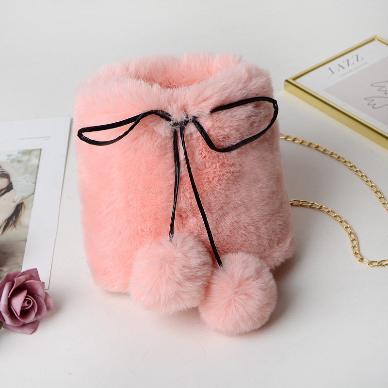 Express plush bucket bag ladies new one - shoulder tote bag in imitation fur Korean version bucket bag in autumn/winter new Express plush bucket bag ladies new one - shoulder tote bag in imitation fur Korean version bucket bag in autumn/winter new