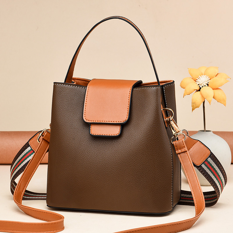 Fashion bucket bag women&#039;s new high-capacity single shoulder portable bag in autumn 2021