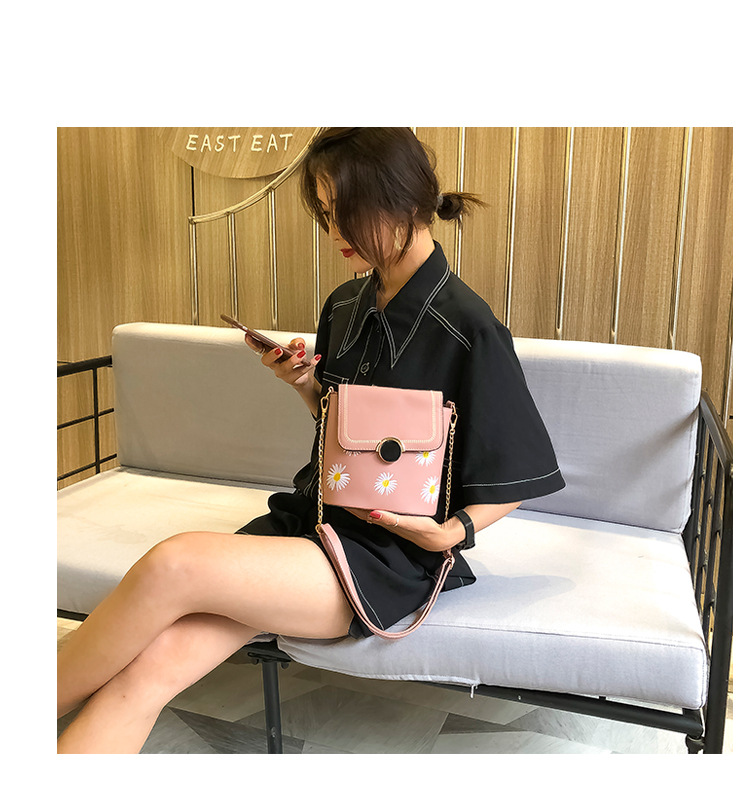 Factory Exclusive Supply New Korean Style Fashion Bucket Bag Internet Celebrity Women's Bag Fresh Sweet Shoulder Messenger Bag Wholesale Custom