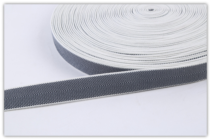 Manufacturer direct sale of black and white arrows with elastic cord. Manufacturer direct sale of black and white arrows with elastic cord.