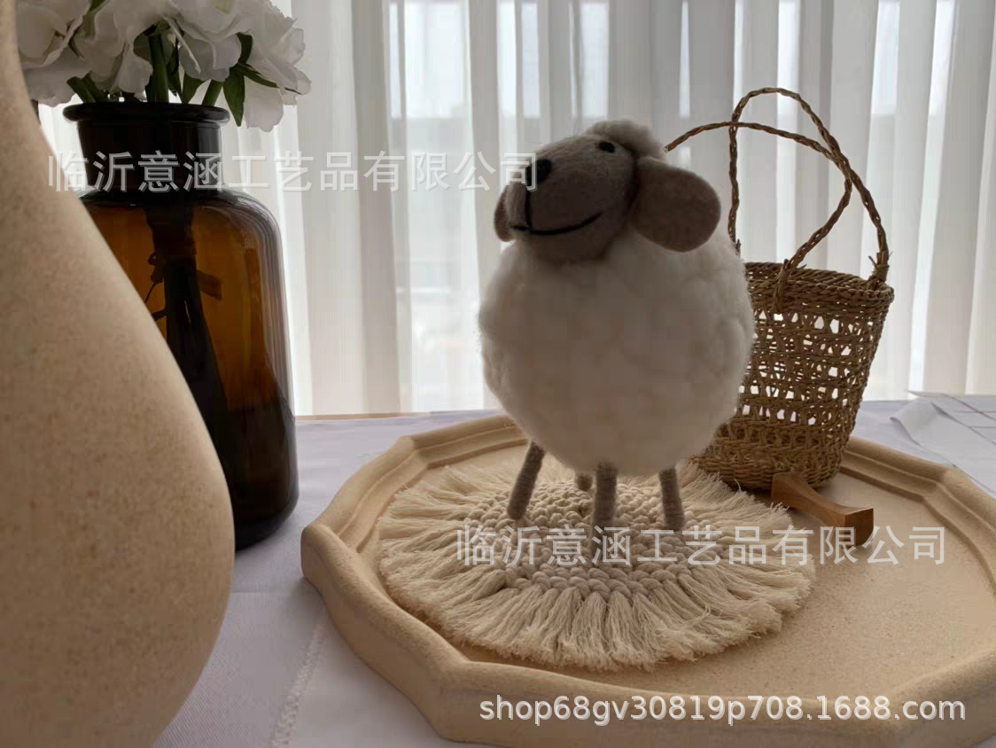 Hand-woven coasters Round tassel coasters table MATS Western food MATS heat insulation MATS creative cotton cord MATS Hand-woven coasters Round tassel coasters table MATS Western food MATS heat insulation MATS creative cotton cord MATS
