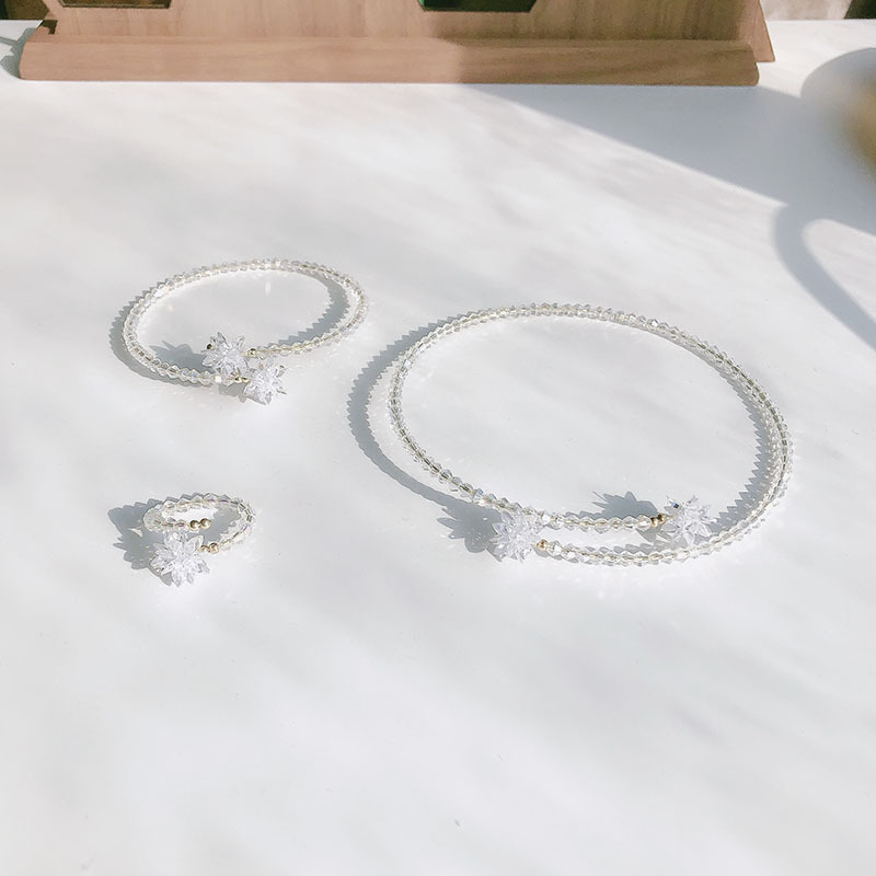 Design Zircon Jewelry Set Necklace Bracelet Ring Popular Flower Crystal Popular Silver Needle Senior Lady Niche