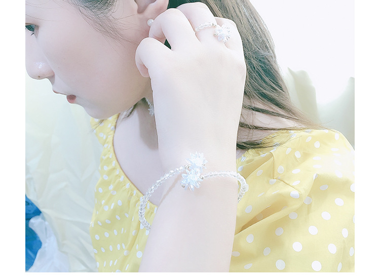 Design Zircon Jewelry Set Necklace Bracelet Ring Popular Flower Crystal Popular Silver Needle Senior Lady Niche Design Zircon Jewelry Set Necklace Bracelet Ring Popular Flower Crystal Popular Silver Needle Senior Lady Niche