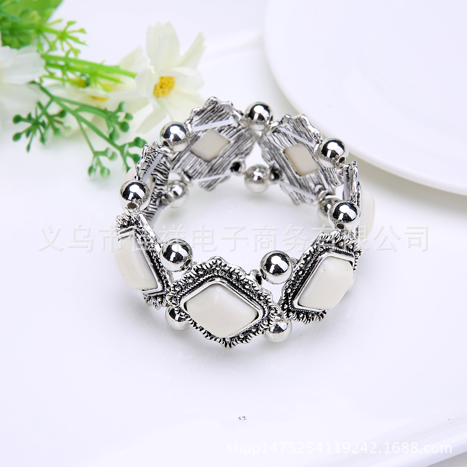 2017 European and American Foreign Trade Popular Bohemian Retro Bracelet Turquoise Imitation Thai Silver Bracelet Jewelry Wholesale