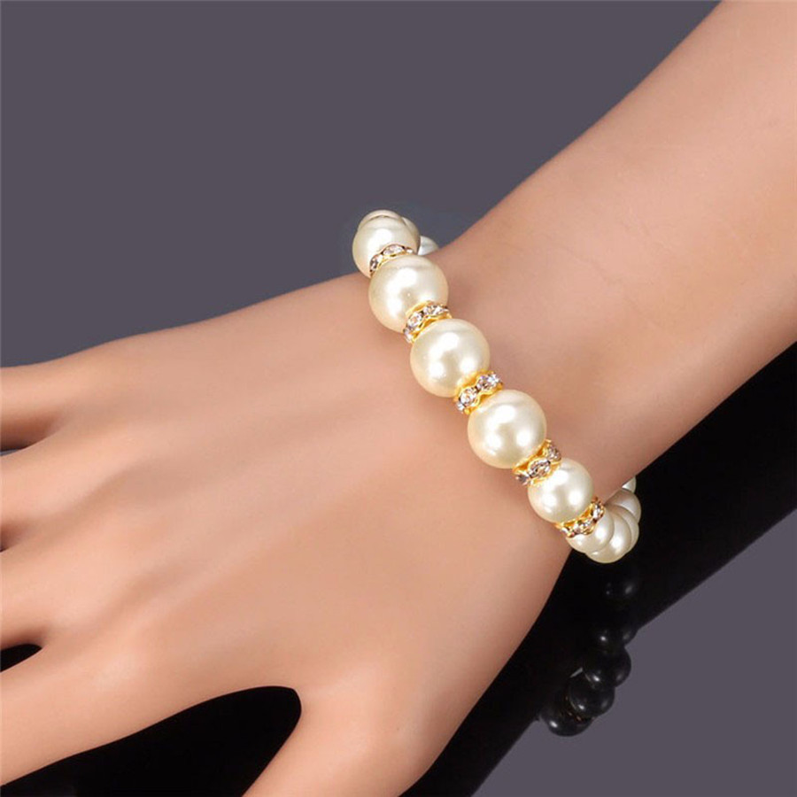 Hot Sale at AliExpress ABS Pearl Set Necklace Earring Bracelet Three-Piece Ornament Wholesale