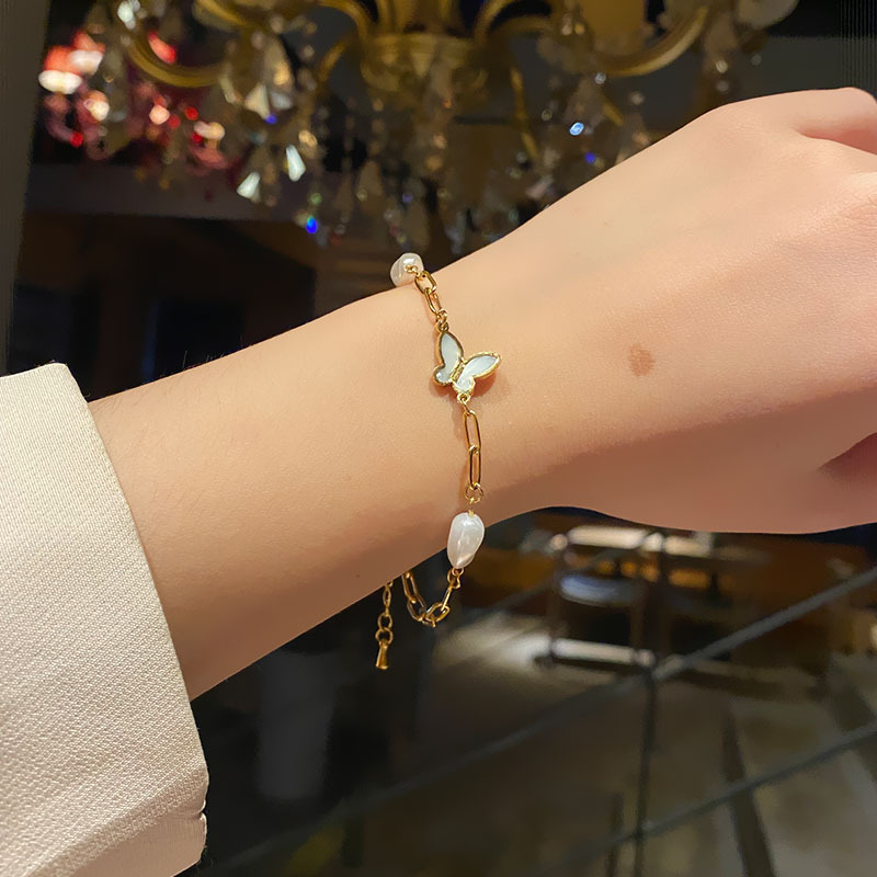 Women's Korean-Style Simple Titanium Steel Pearl Bracelet Ins Love Star Moon Double-Layer Stainless Steel Cuban Link Chain Trendy Bracelet Women's Korean-Style Simple Titanium Steel Pearl Bracelet Ins Love Star Moon Double-Layer Stainless Steel Cuban Link Chain Trendy Bracelet