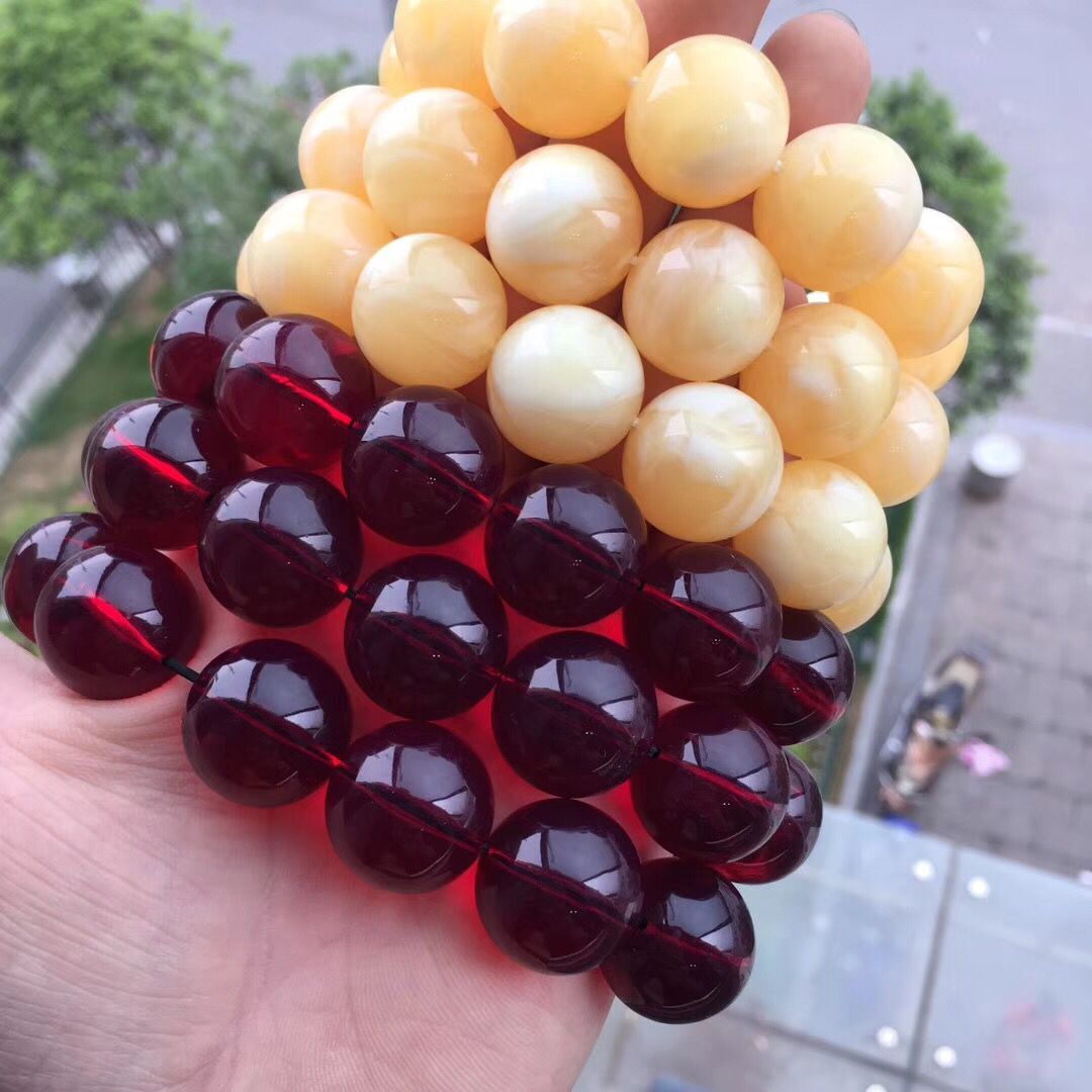 Natural second generation amber honey wax bracelet chicken oil yellow blood blue pearl honey wax bracelet hand string 