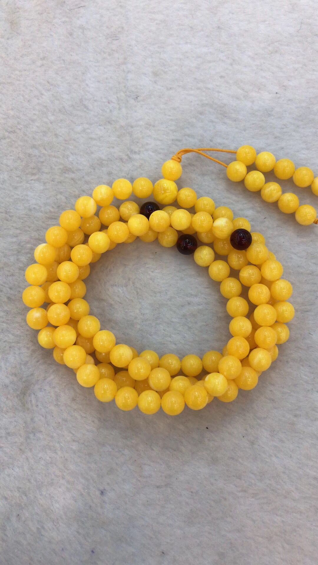 Hot style amber beeswax 8MM108 beads bracelet female chicken oil yellow second generation blood Po jin Po blue Po hand Hot style amber beeswax 8MM108 beads bracelet female chicken oil yellow second generation blood Po jin Po blue Po hand