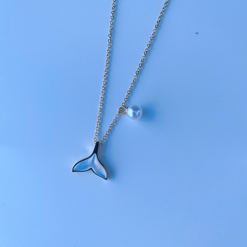 For the Rest of Your Life, You Have Pearl Pendant Chain 14K Gold White Fritillary Mermaid Necklace Affordable Luxury Choker New For the Rest of Your Life, You Have Pearl Pendant Chain 14K Gold White Fritillary Mermaid Necklace Affordable Luxury Choker New