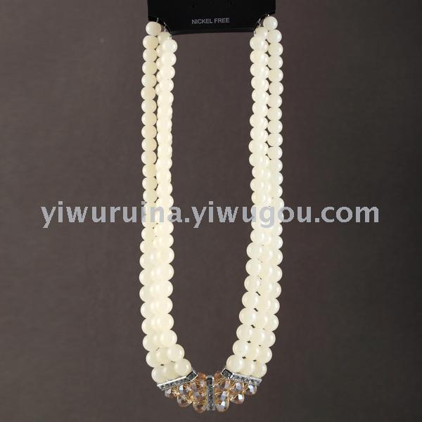 Translucent jade beads evening jewelry choker crystal necklace earrings set