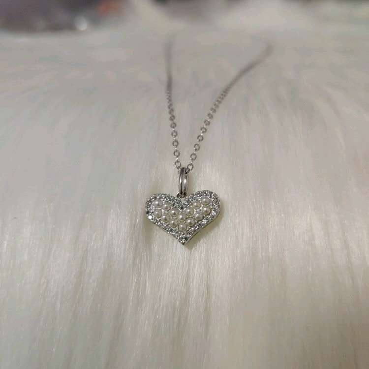 Full Body 925 Silver Love Pearl Necklace Female Ins Simple Dignified Pendant Choker Lovely Small Rice Beads Choker Full Body 925 Silver Love Pearl Necklace Female Ins Simple Dignified Pendant Choker Lovely Small Rice Beads Choker