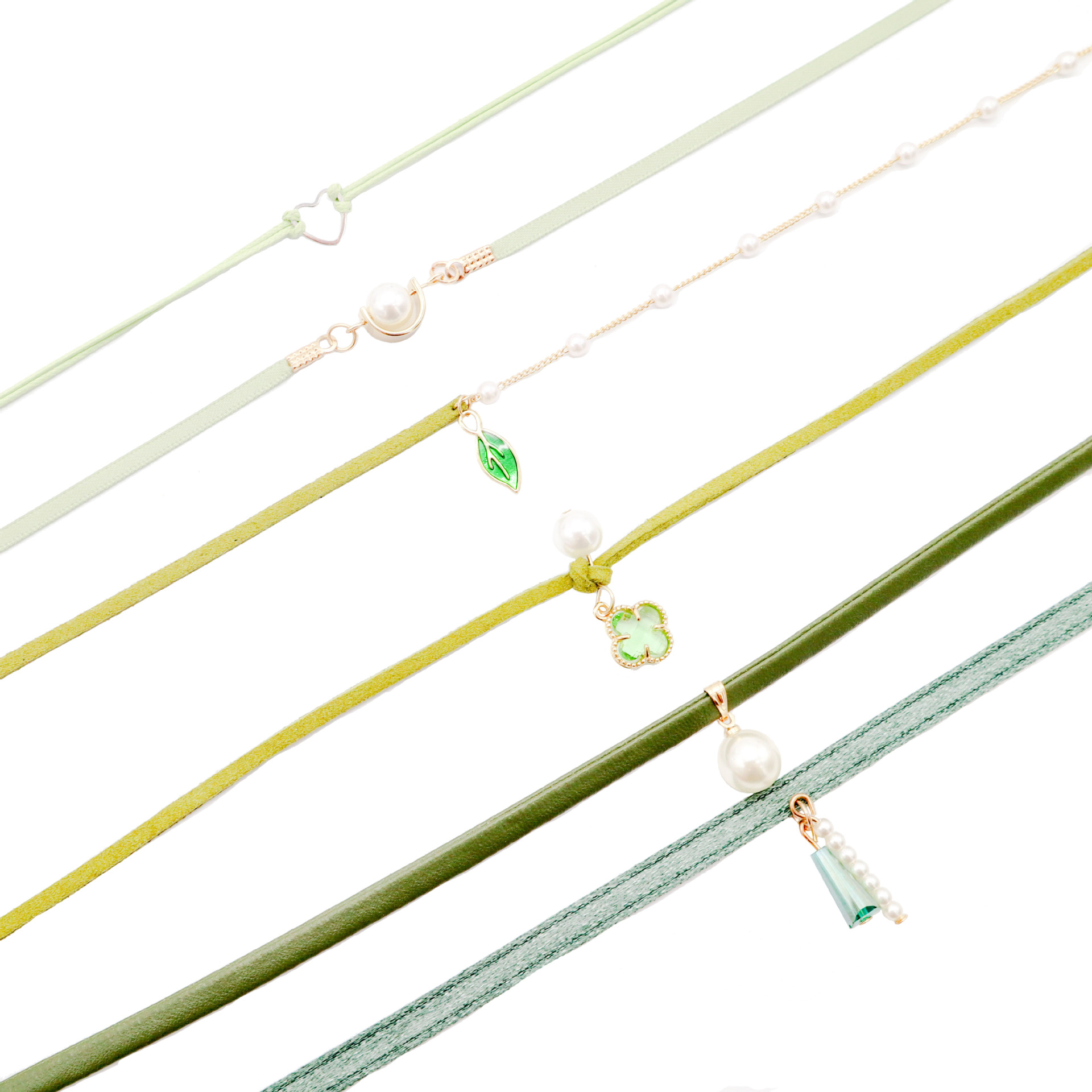 New Accessories Spring Color Super Fairy Mori Girl Crystal Green Leaf Pendant Choker Necklace Clavicle Chain Necklace