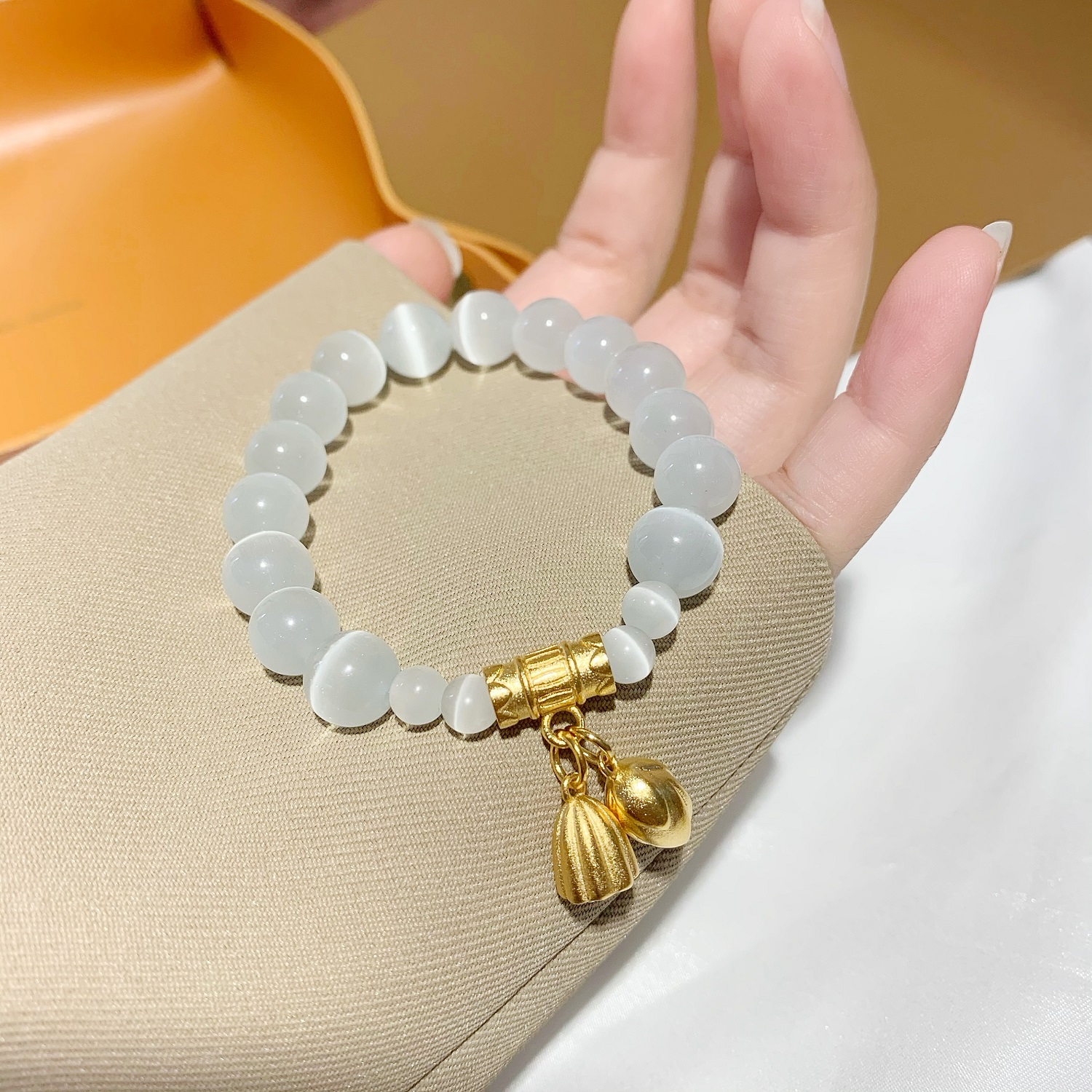 Vietnam Placer Gold Lotus Seedpod Lotus Seed Moonstone Liangshihuan Bracelet Female Temperament Opal Beaded Elastic Bracelet