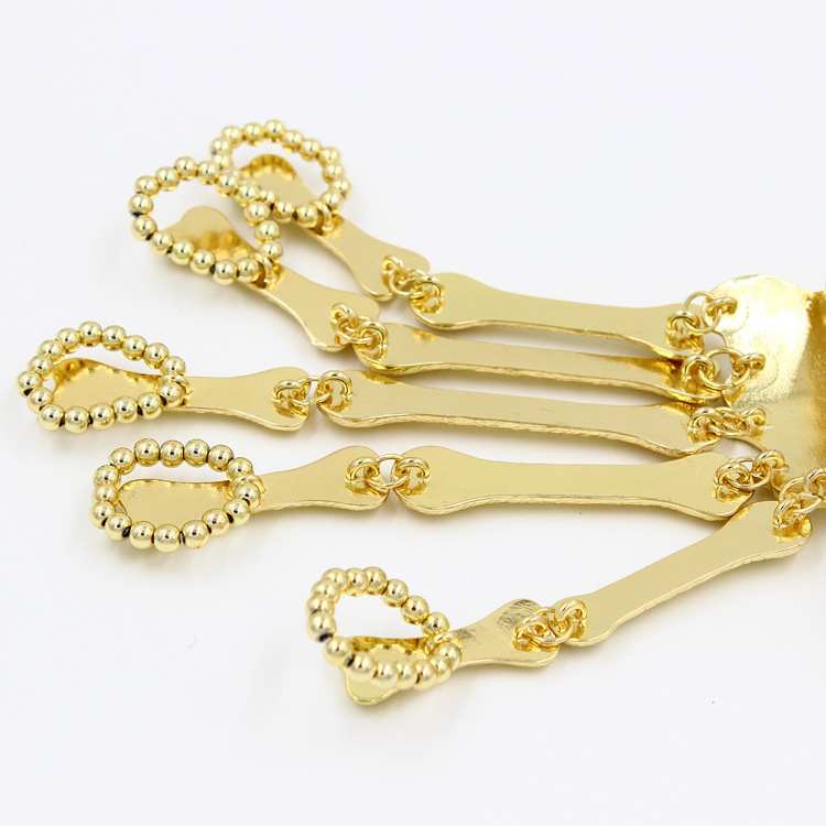 E0019 European and American Fashion Exaggerated Metal Bone Skull Bracelet Ghost Claw Finger Bracelet Halloween Ornaments