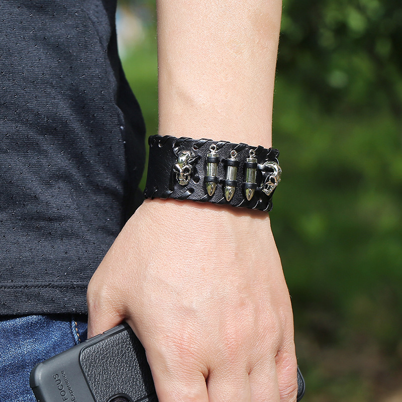 European and American Punk Cattle Leather Bracelet Unique Hipster Motorcycle Ornament Skull Leather Bracelet Cross-Border E-Commerce Supply European and American Punk Cattle Leather Bracelet Unique Hipster Motorcycle Ornament Skull Leather Bracelet Cross-Border E-Commerce Supply
