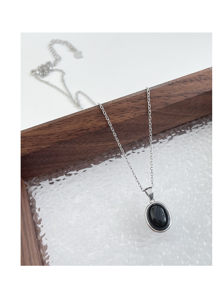 Korean Style S925 Sterling Silver Black Agate Pendant Necklace Women's Summer Light Luxury Minority Clavicle Advanced Design Simple All-Match Korean Style S925 Sterling Silver Black Agate Pendant Necklace Women's Summer Light Luxury Minority Clavicle Advanced Design Simple All-Match