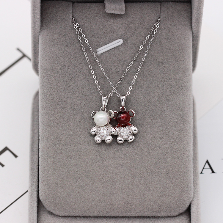 S925 pure silver plated platinum garnet huggable bear necklace simple and versatile fashion valentine's day gift popular in Japan and South Korea