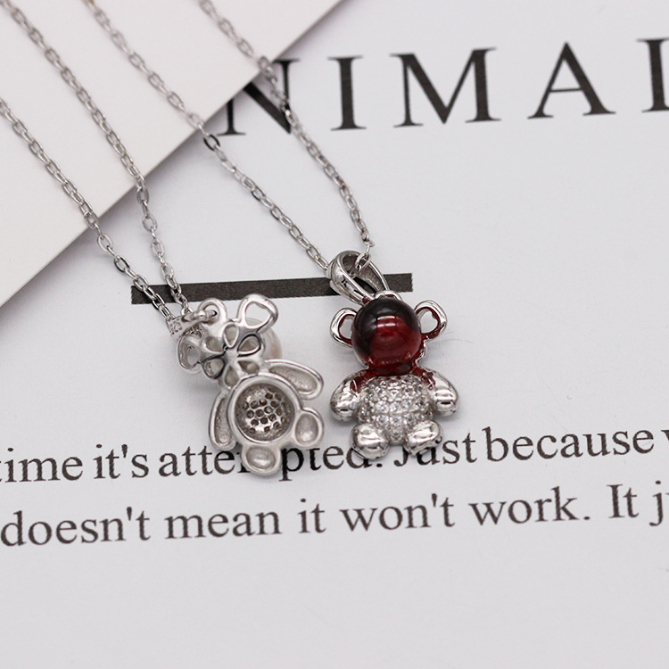 S925 pure silver plated platinum garnet huggable bear necklace simple and versatile fashion valentine's day gift popular in Japan and South Korea