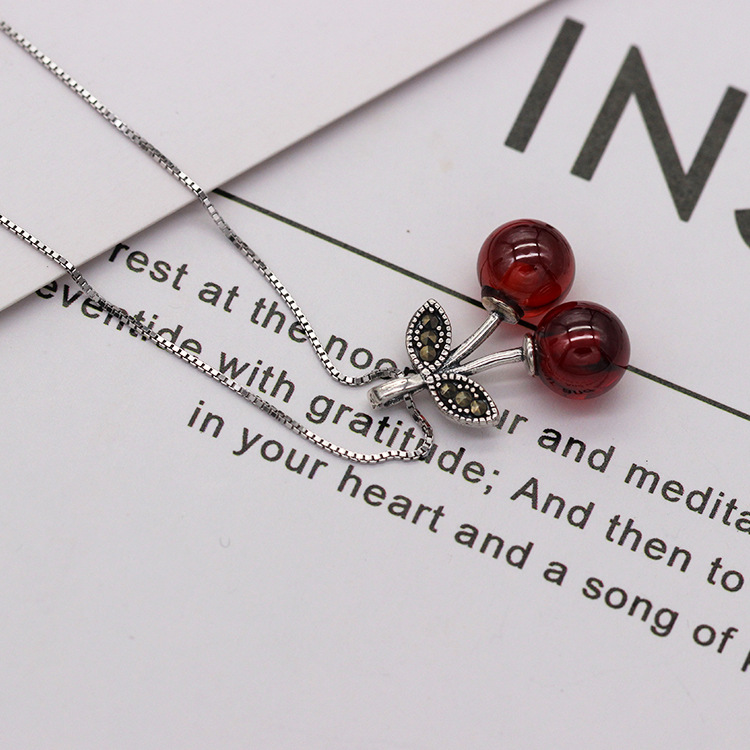 S925 pure silver plated platinum garnet cherry necklace simple and versatile fashion valentine's day gift Japanese and Korean accessories S925 pure silver plated platinum garnet cherry necklace simple and versatile fashion valentine's day gift Japanese and Korean accessories