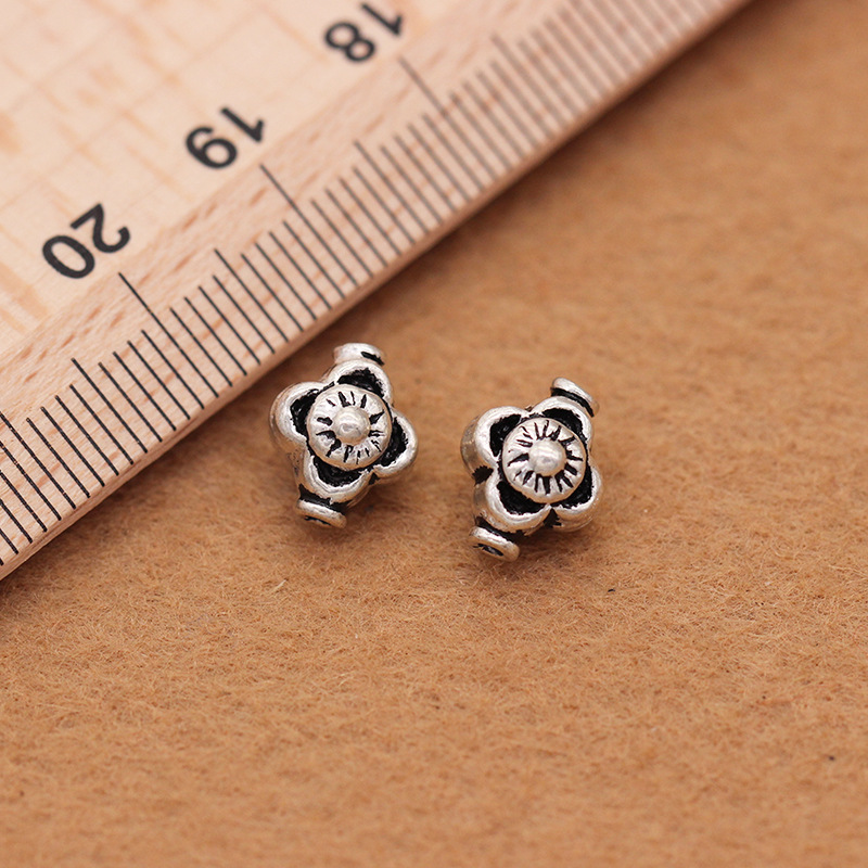 DiyS925 pure silver crystal plum blossom beads DiyS925 Thai silver accessories DIY buddhist beads manufacturers direct sales DiyS925 pure silver crystal plum blossom beads DiyS925 Thai silver accessories DIY buddhist beads manufacturers direct sales