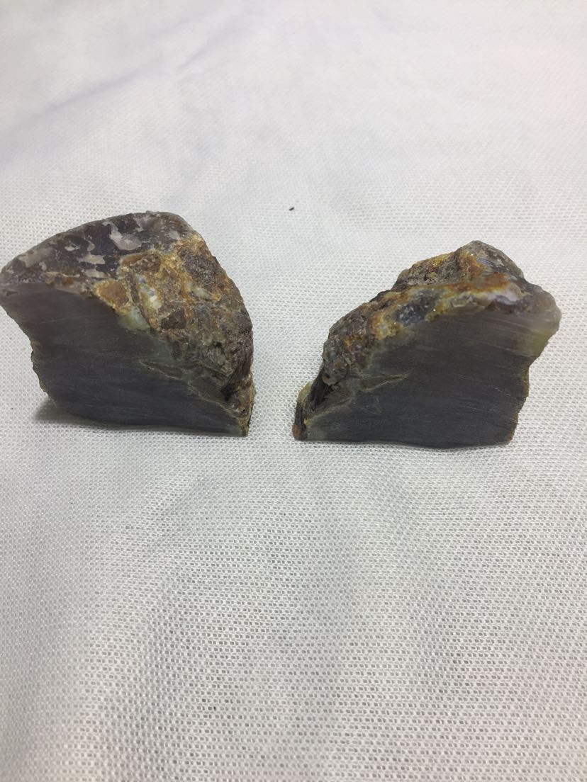 Agate Rough Stone Can Be Used as Book End
