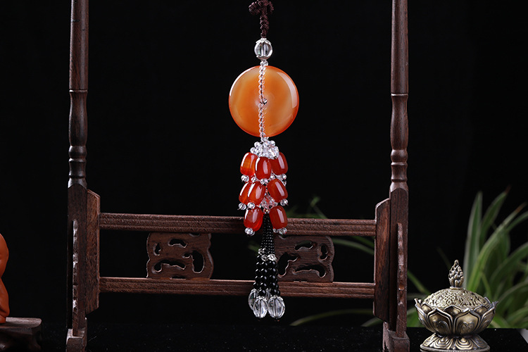 High-grade agate chalcedony auto pendant wholesale carbamide safety buckle car hanging High-grade agate chalcedony auto pendant wholesale carbamide safety buckle car hanging