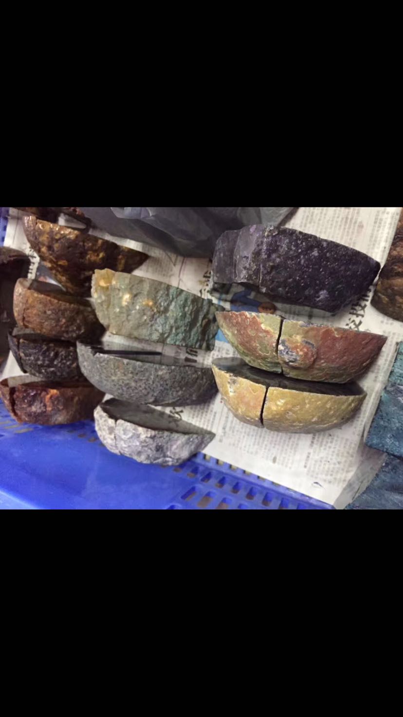 I Want to Place an Order for Agate Slices in Large Quantities I Want to Place an Order for Agate Slices in Large Quantities