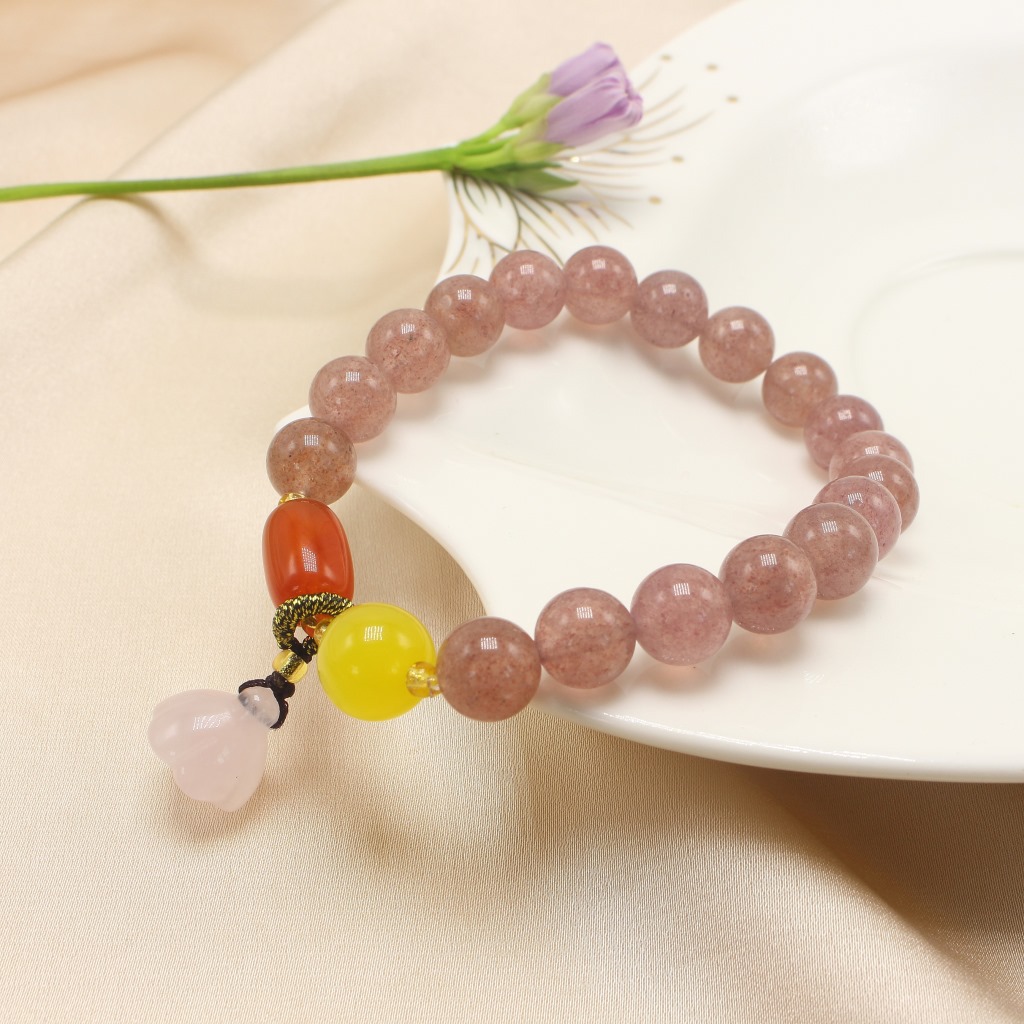 Simple Natural Crystal Strawberry Quartz Bracelet Chalcedony Lotus Seedpod Pendant Women's Fresh Bracelet with Pearl Agate Simple Natural Crystal Strawberry Quartz Bracelet Chalcedony Lotus Seedpod Pendant Women's Fresh Bracelet with Pearl Agate