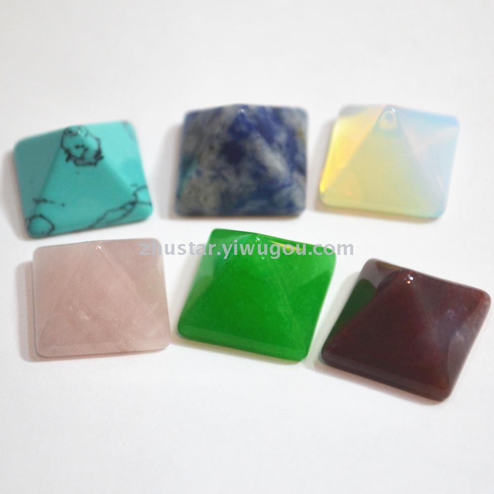 Natural stone, crystal, amethyst, agate, opal, tiger eye stone, various kinds of commandments. Natural stone, crystal, amethyst, agate, opal, tiger eye stone, various kinds of commandments.