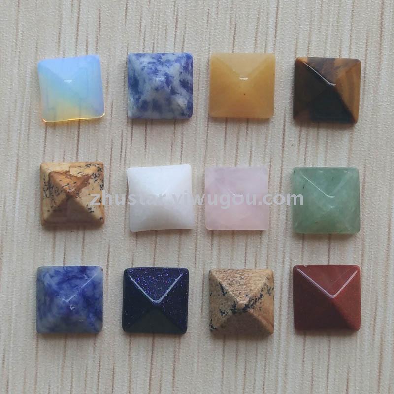 Natural stone, crystal, amethyst, agate, opal, tiger eye stone, various kinds of commandments. Natural stone, crystal, amethyst, agate, opal, tiger eye stone, various kinds of commandments.