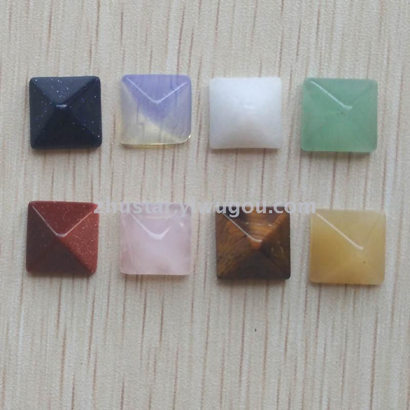 Natural stone, crystal, amethyst, agate, opal, tiger eye stone, various kinds of commandments. Natural stone, crystal, amethyst, agate, opal, tiger eye stone, various kinds of commandments.
