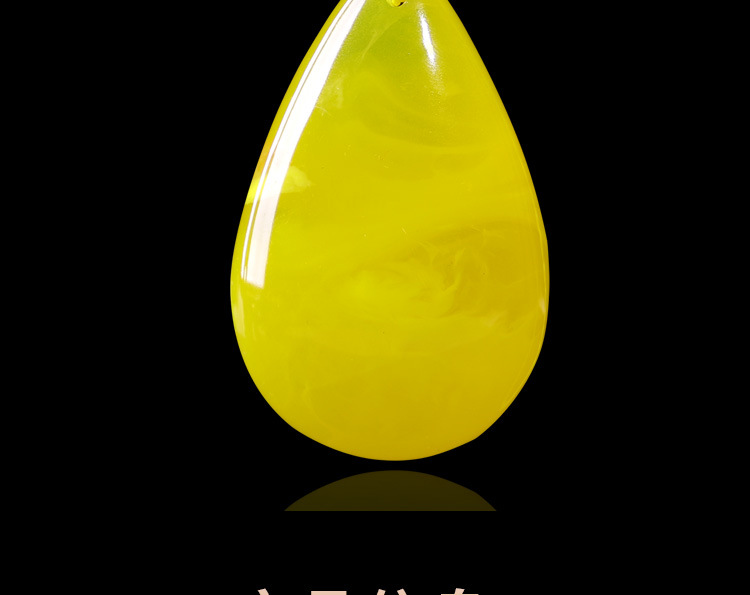 2020 New Retro Imitation Beeswax Yellow Chicken Grease Water Drop Pendant Creative Year Fish Necklace Sweater Chain Jewelry