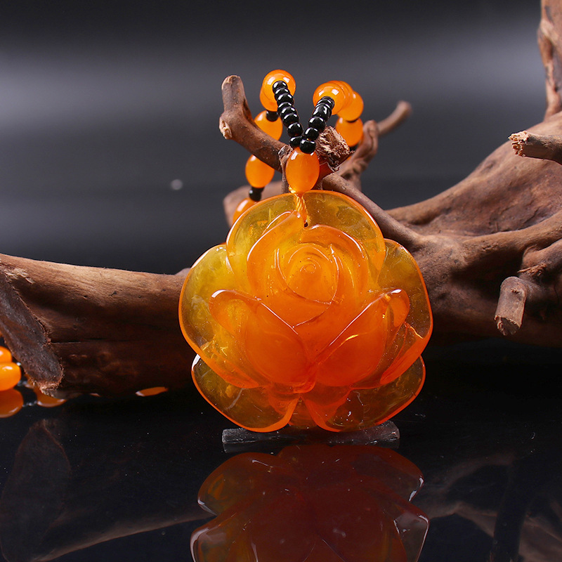 Old Beeswax Sweater Chain Men's and Women's Second Generation Yellow Chicken Grease Amber Long Necklace Ethnic Style Pendant Factory Wholesale Old Beeswax Sweater Chain Men's and Women's Second Generation Yellow Chicken Grease Amber Long Necklace Ethnic Style Pendant Factory Wholesale