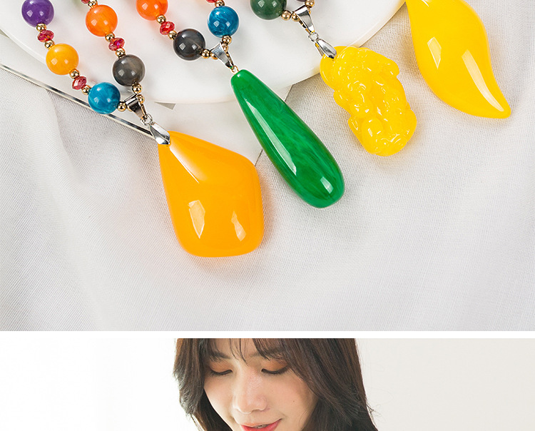 Sweater Chain Women's Autumn and Winter All-Match Long Necklace Women's Fashion Cross-Border New Accessories Popular Pendant Imitation Beeswax Pendant Sweater Chain Women's Autumn and Winter All-Match Long Necklace Women's Fashion Cross-Border New Accessories Popular Pendant Imitation Beeswax Pendant